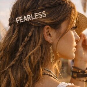 Fearless Sparkling Bobby Pin Hair Accessory